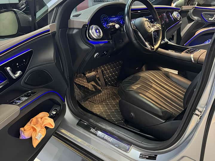 Фото 3 - Mercedes-Benz EQS