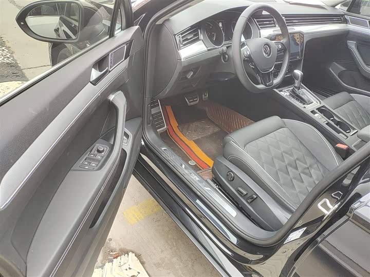 Фото 17 - Volkswagen Magotan GTE Hybrid