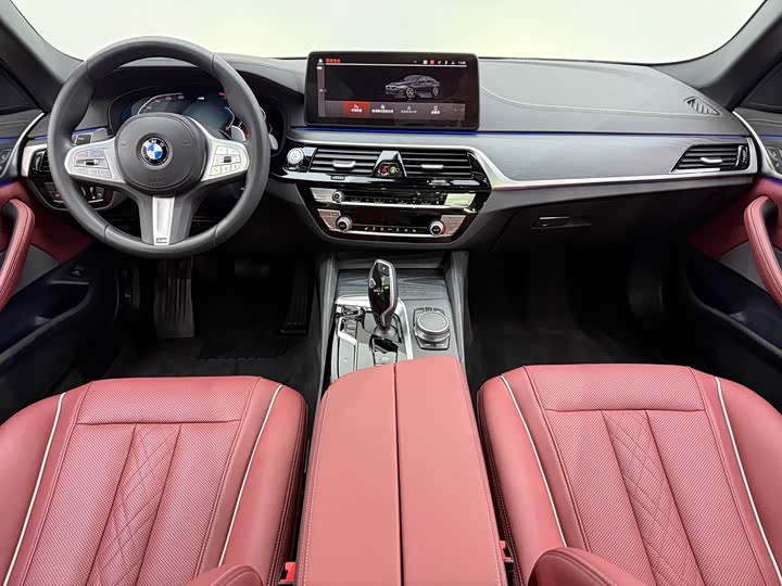 Фото 24 - BMW 5 Series