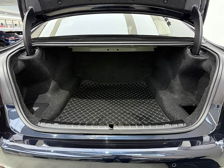 Фото 29 - BMW 5 Series