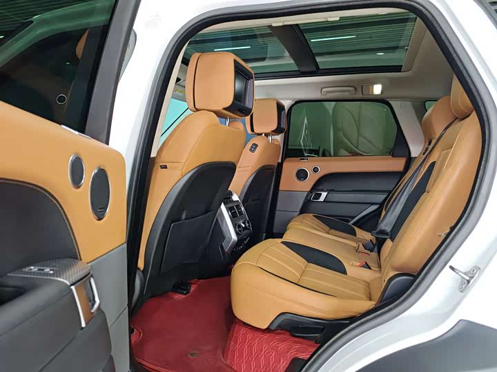 Фото 10 - Land Rover Range Rover Sport