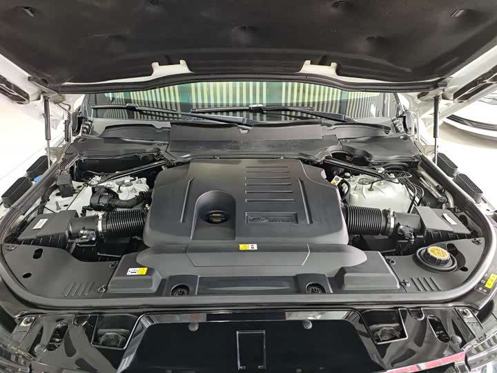 Фото 18 - Land Rover Range Rover Sport