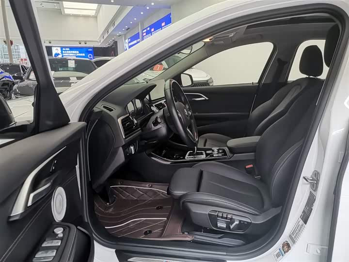 Фото 19 - BMW 1 Series