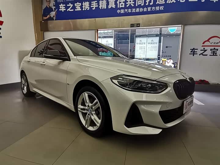 Фото 3 - BMW 1 Series