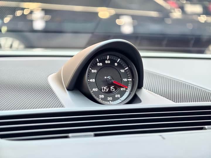 Фото 22 - Porsche Panamera