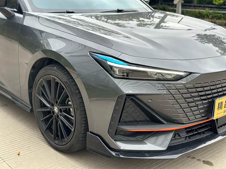 Фото 4 - Changan UNI-V