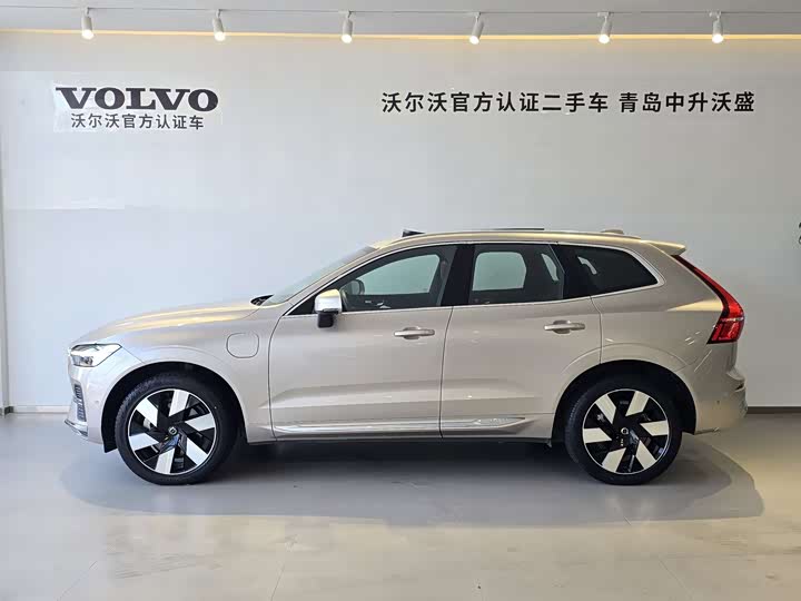 Фото 2 - Volvo XC60 Hybrid