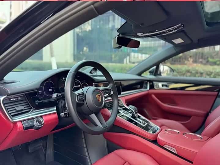 Фото 6 - Porsche Panamera