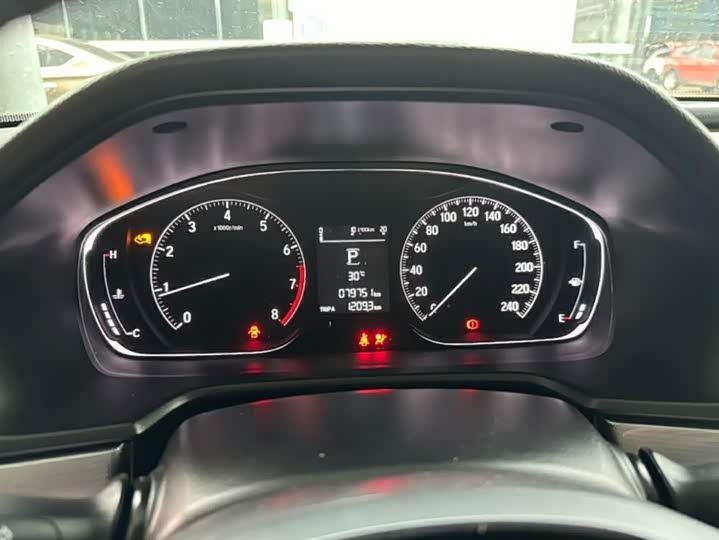 Фото 12 - Honda Accord