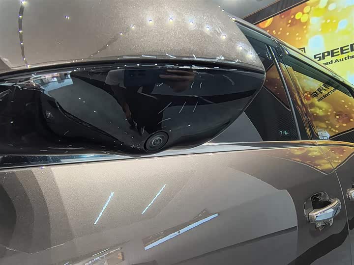 Фото 4 - Buick GL8 ES