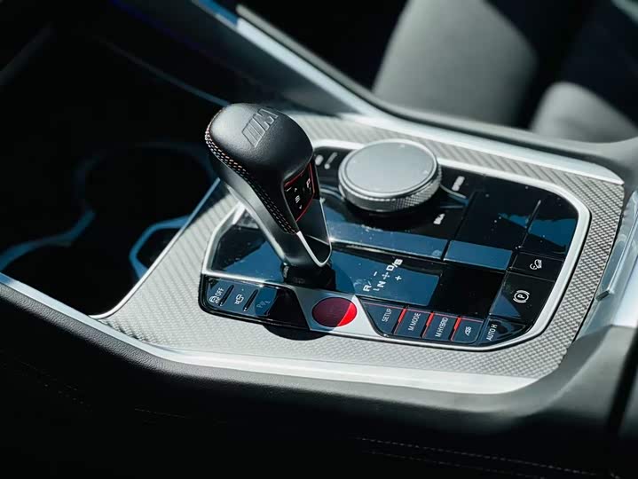 Фото 12 - BMW XM