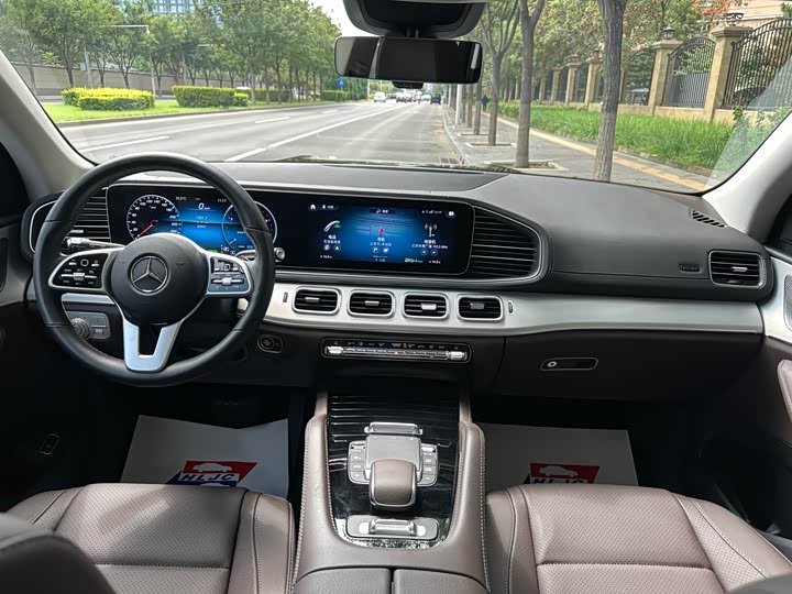 Фото 10 - Mercedes-Benz GLS-Class