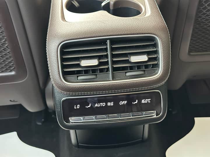 Фото 14 - Mercedes-Benz GLS-Class