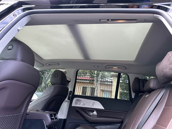 Фото 15 - Mercedes-Benz GLS-Class