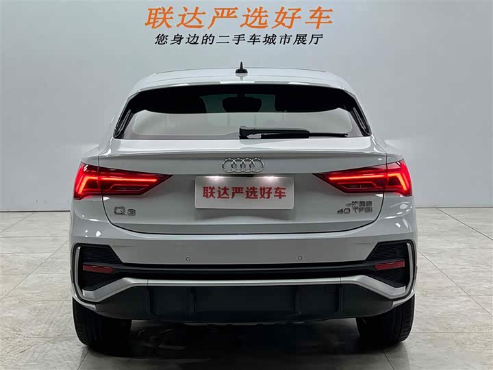 Фото 25 - Audi Q3 Sportback
