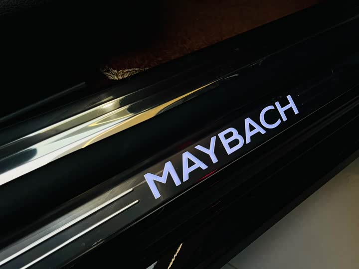 Фото 16 - Mercedes-Benz Maybach S-Class