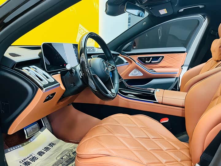 Фото 8 - Mercedes-Benz Maybach S-Class