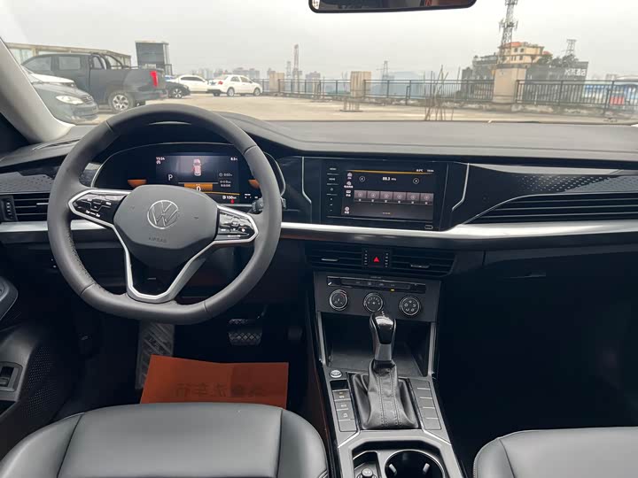 Фото 5 - Volkswagen Passat