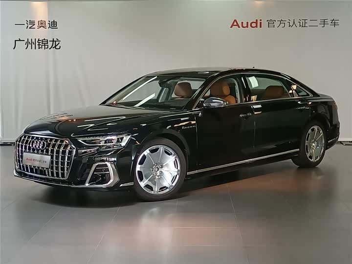 Фото 1 - Audi A8