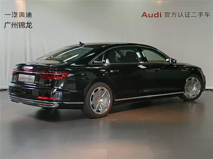 Фото 4 - Audi A8