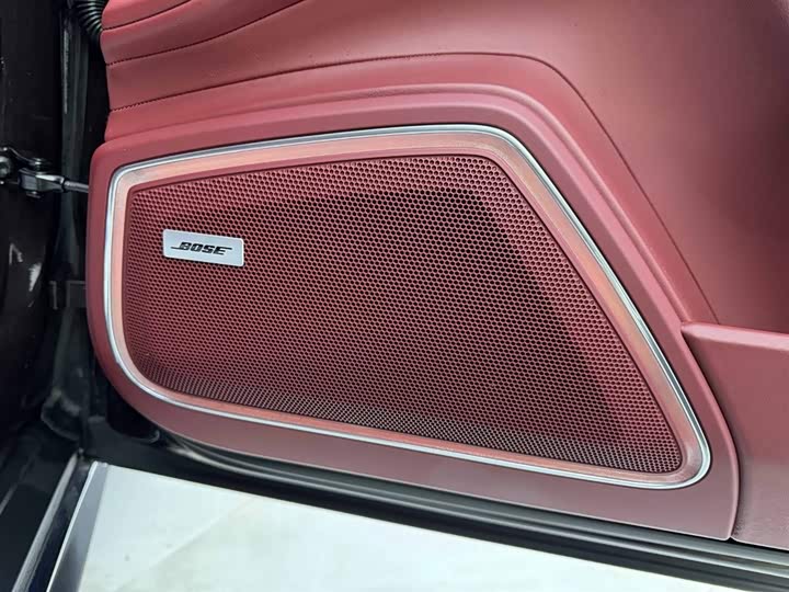 Фото 18 - Porsche Panamera