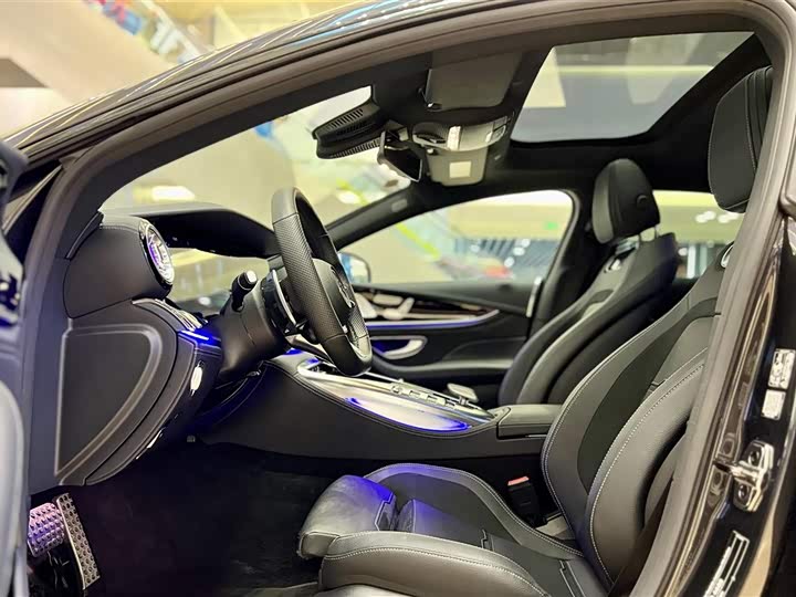 Фото 13 - Mercedes-Benz AMG GT