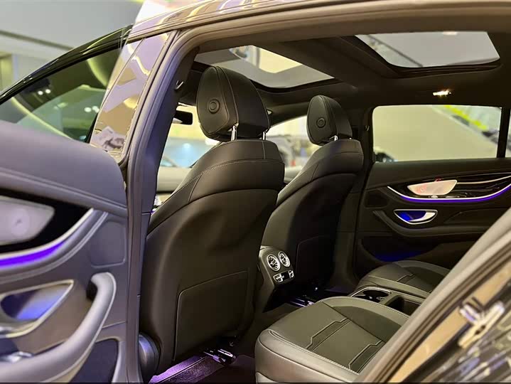 Фото 17 - Mercedes-Benz AMG GT