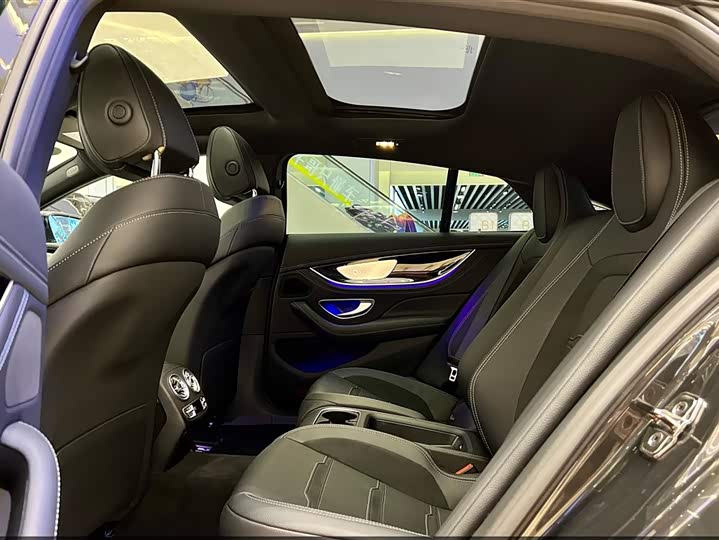 Фото 25 - Mercedes-Benz AMG GT