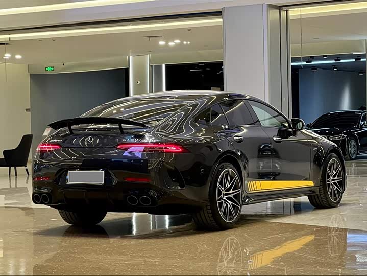 Фото 4 - Mercedes-Benz AMG GT