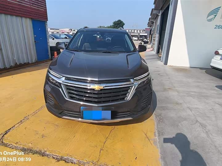 Фото 6 - Chevrolet Equinox