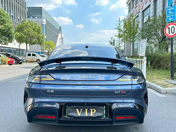 Фото 4 - Xiaomi SU7