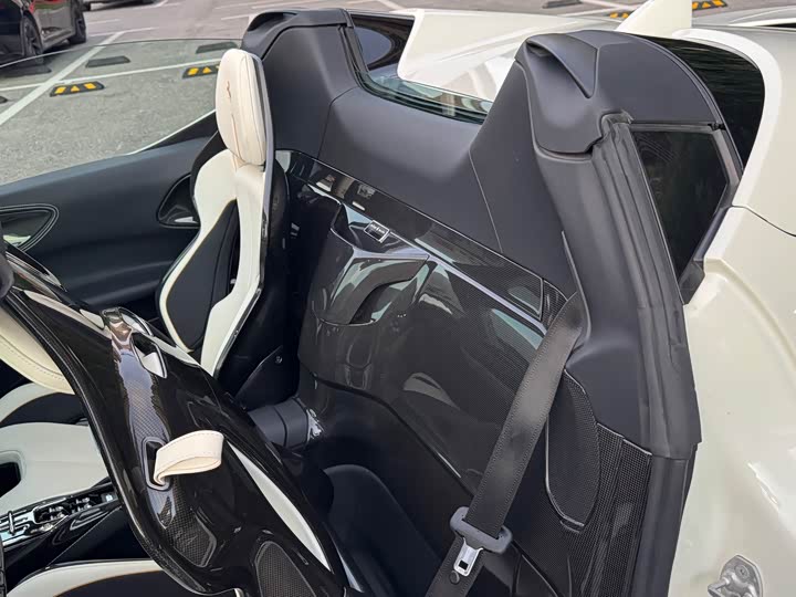 Фото 16 - Ferrari SF90