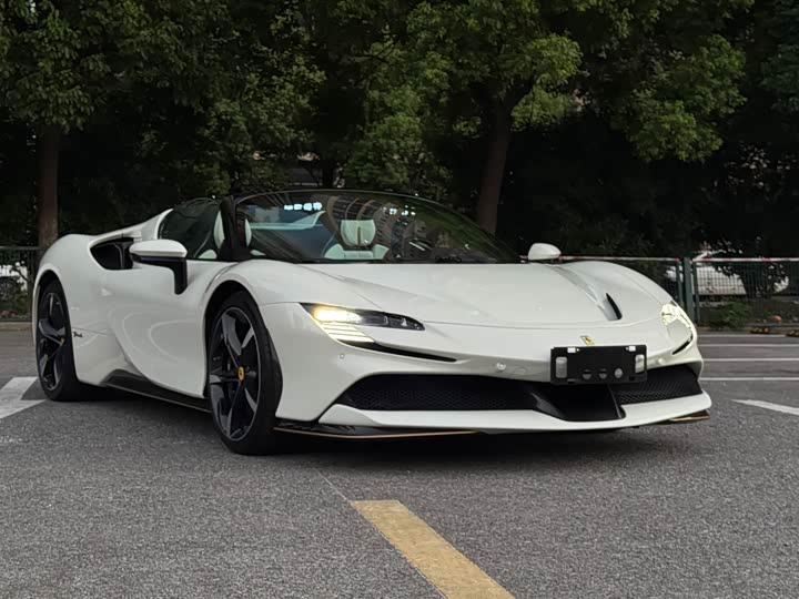 Фото 3 - Ferrari SF90