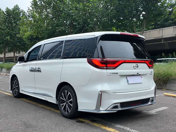 Фото 17 - GAC Trumpchi M8