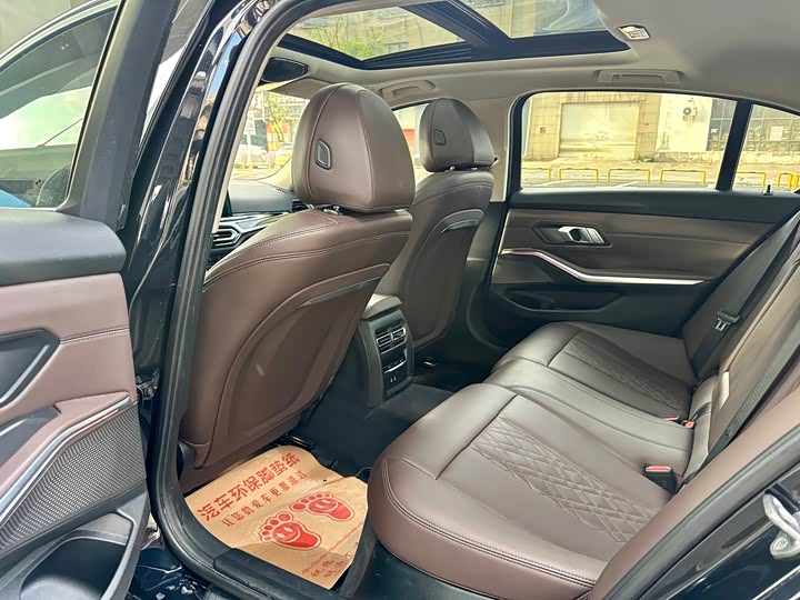 Фото 15 - BMW i3