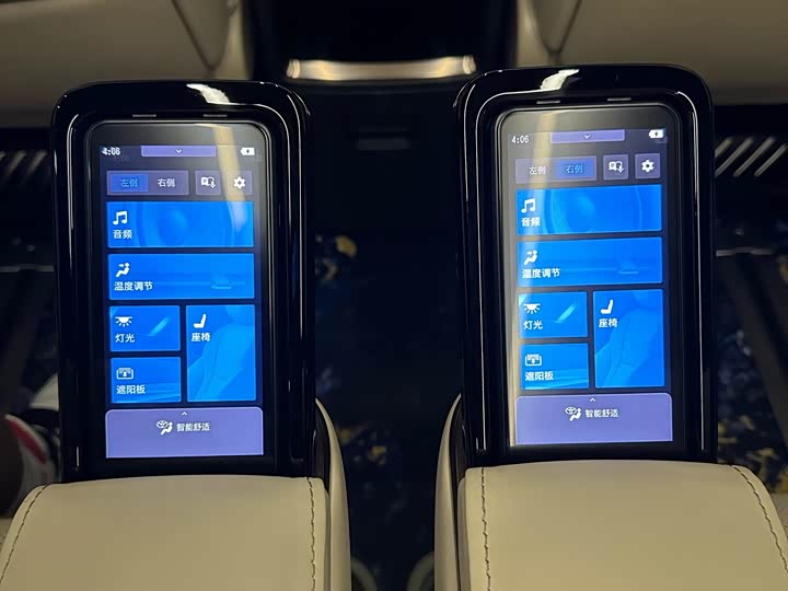 Фото 24 - Toyota Alphard