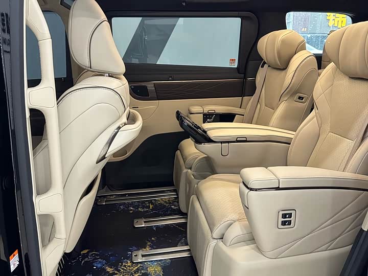 Фото 8 - Toyota Alphard