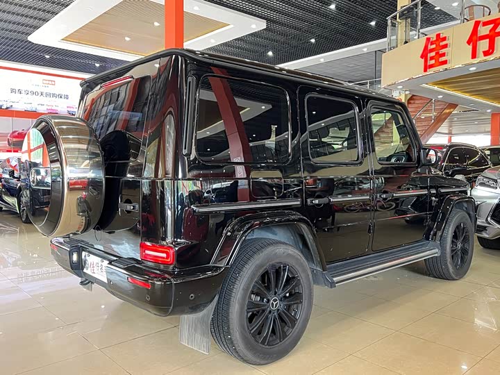 Фото 5 - Mercedes-Benz G-Class
