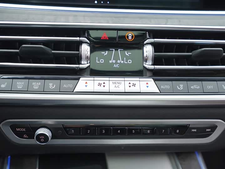 Фото 10 - BMW X5