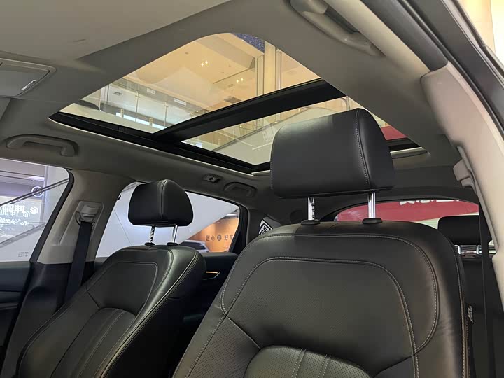 Фото 11 - Honda Avancier