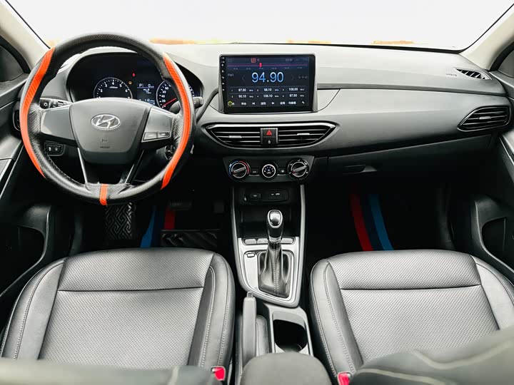 Фото 6 - Hyundai Celesta