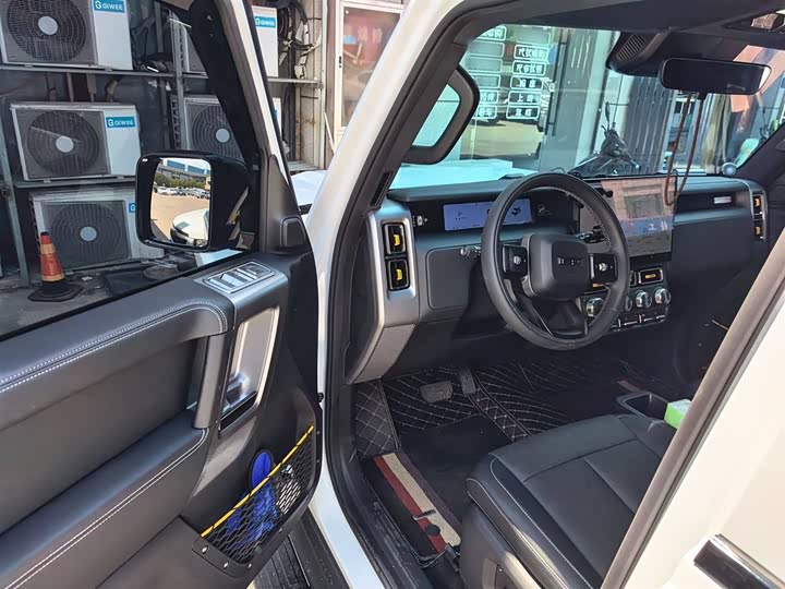 Фото 25 - Chery iCar V23