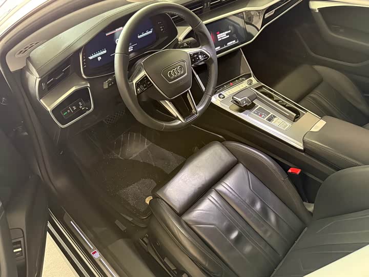 Фото 4 - Audi A7