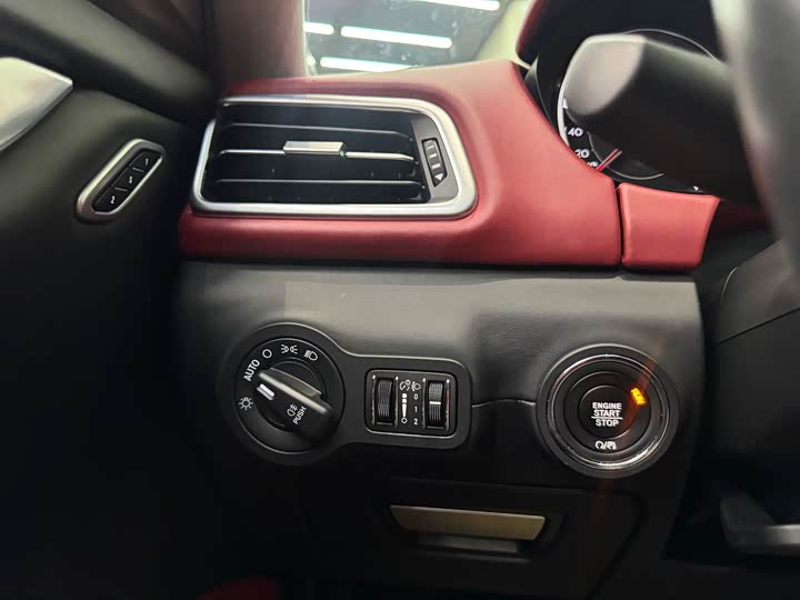 Фото 16 - Maserati Ghibli