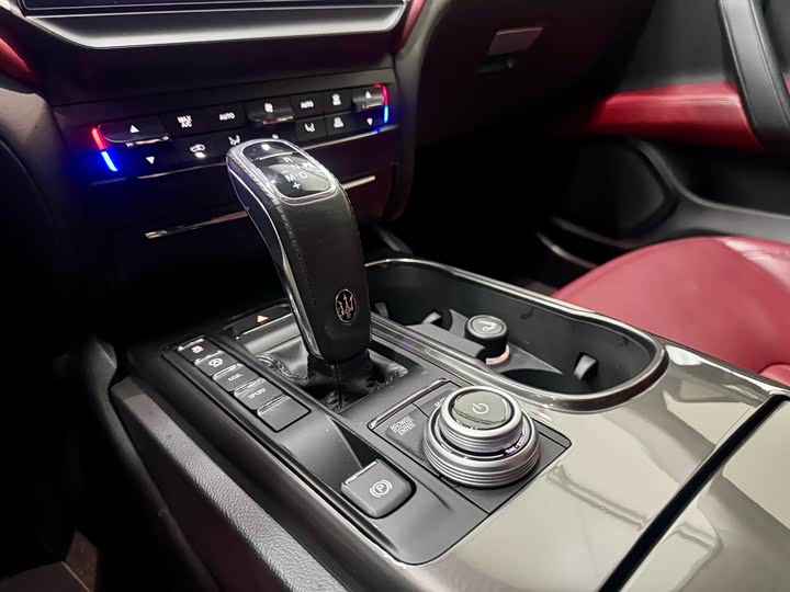 Фото 20 - Maserati Ghibli