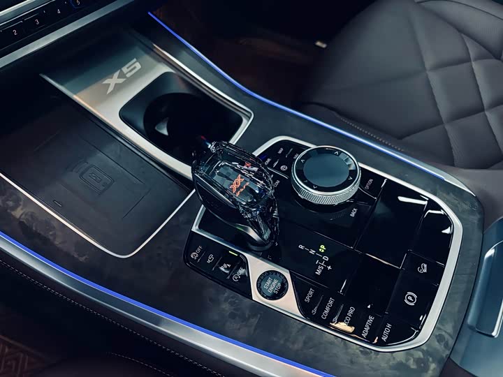 Фото 13 - BMW X5