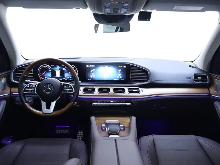 Фото 11 - Mercedes-Benz GLS-Class