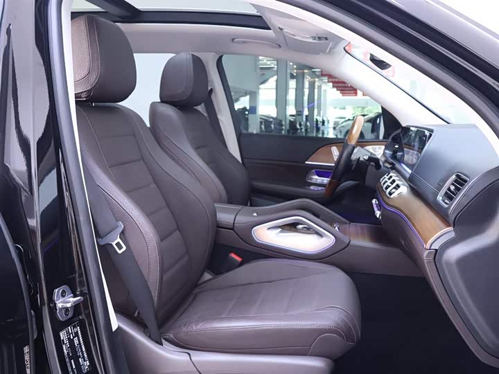 Фото 19 - Mercedes-Benz GLS-Class