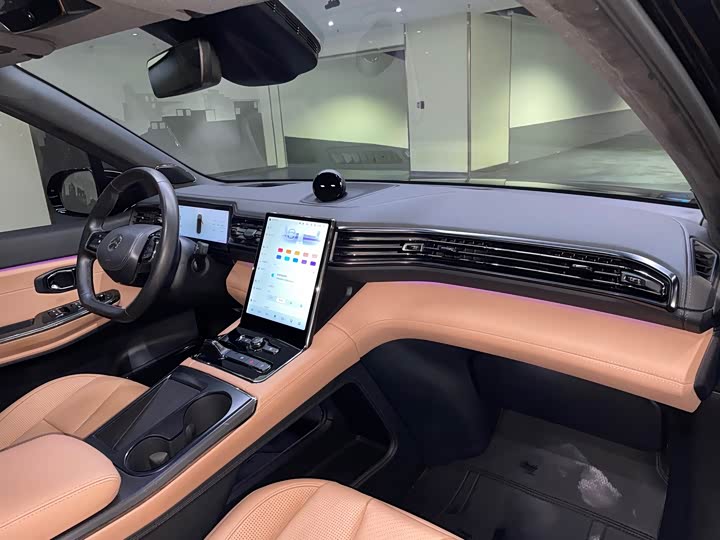 Фото 5 - Nio ES8