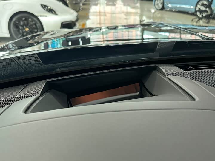 Фото 20 - Bentley Flying Spur